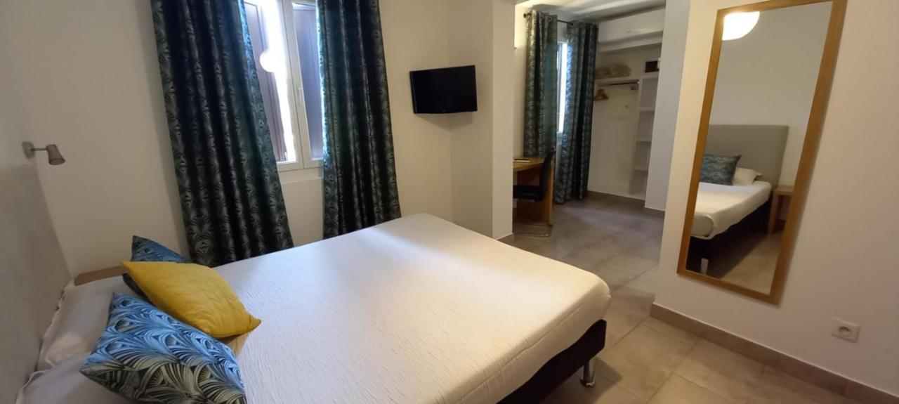 Hotel Du Golfe โบนิฟาซิโอ ภายนอก รูปภาพ