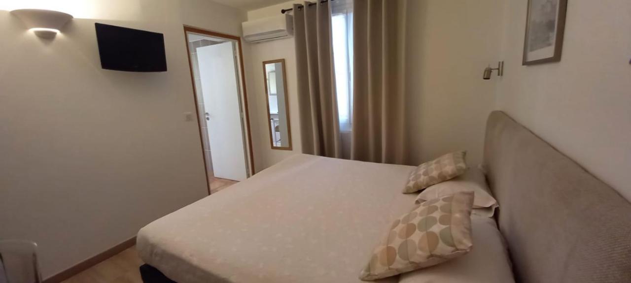 Hotel Du Golfe โบนิฟาซิโอ ภายนอก รูปภาพ